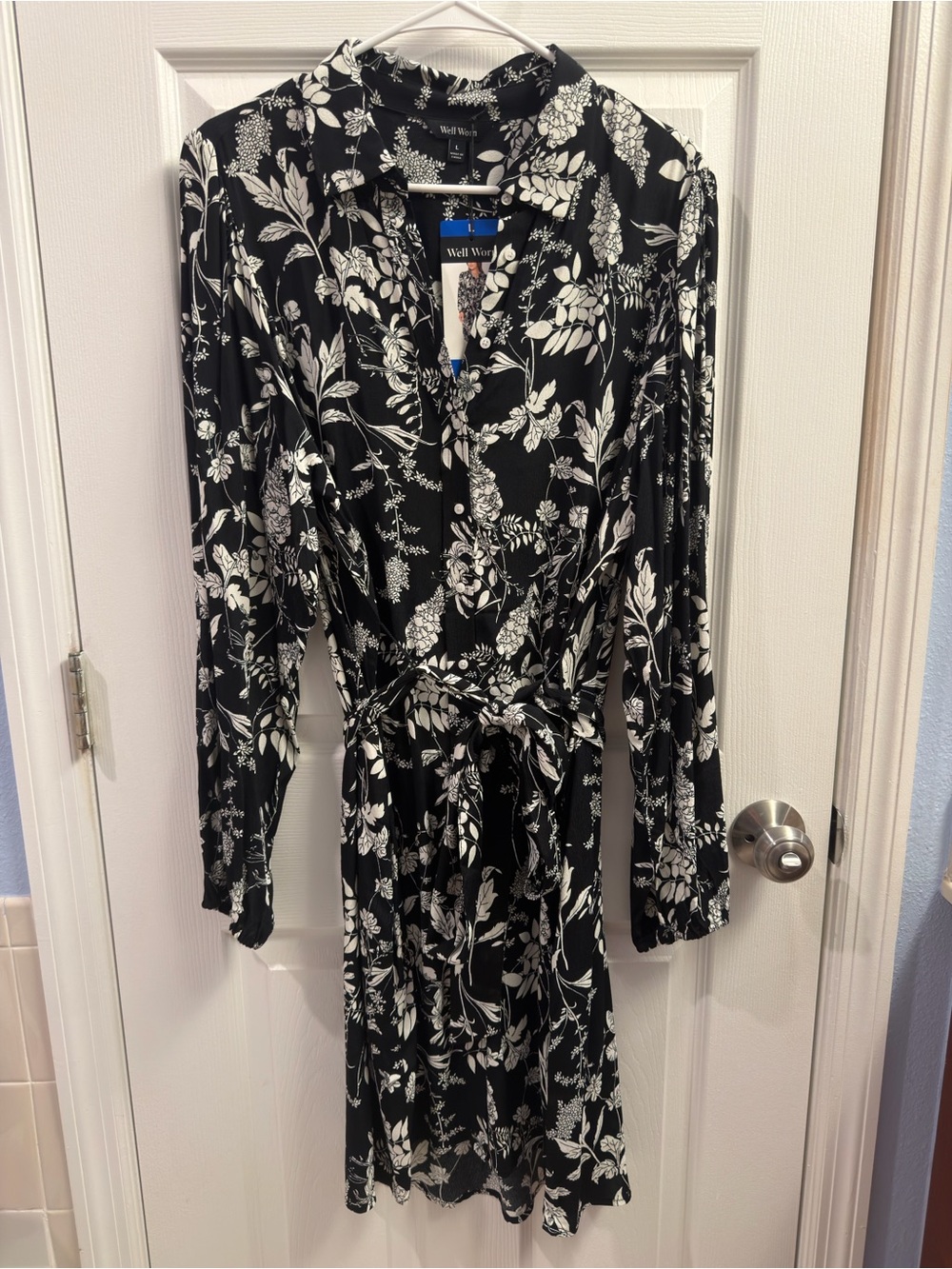 Well Worn Black & White Floral Wrap Dress